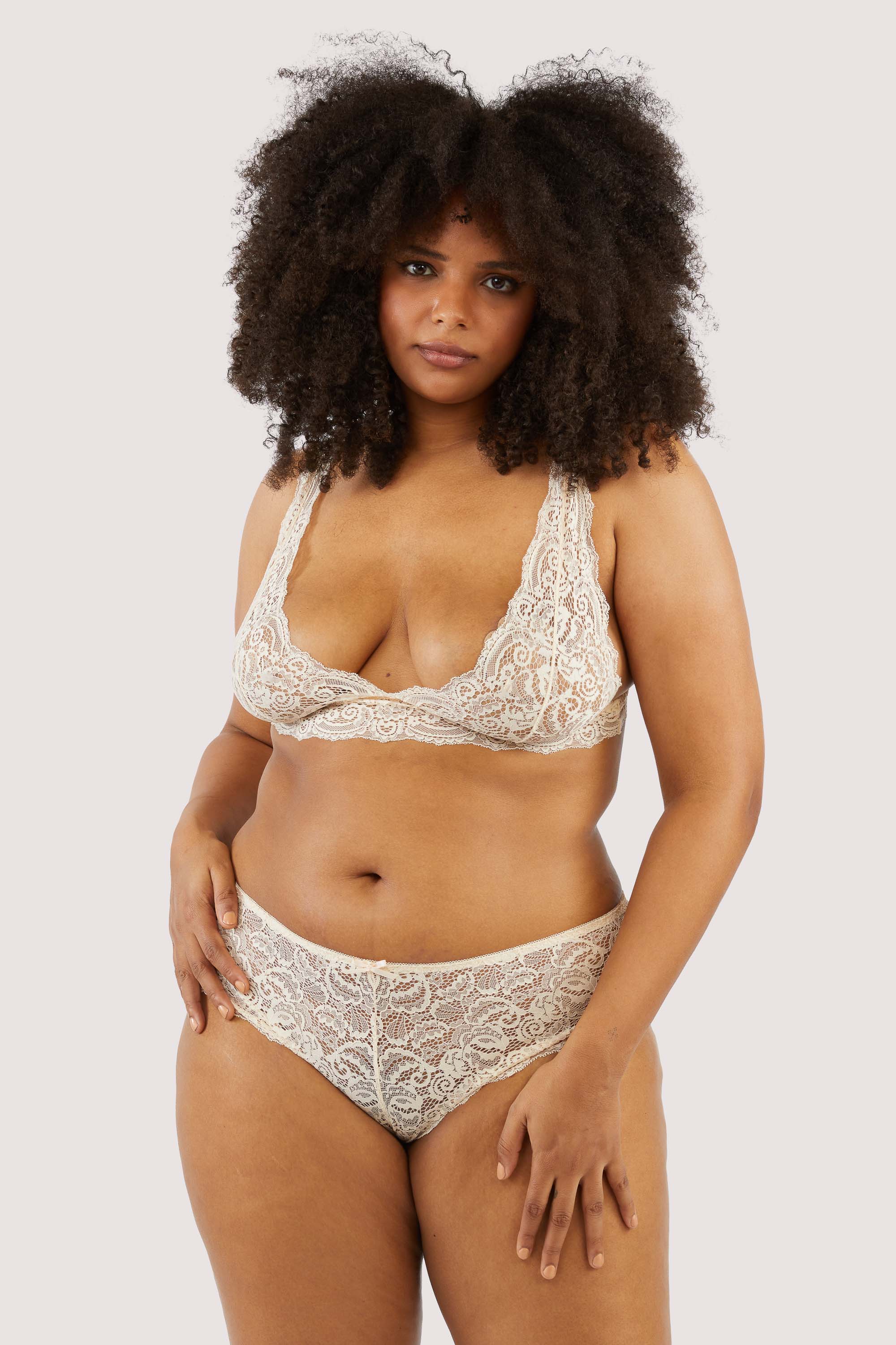 Ariana vanilla Lace Brief - Image 5
