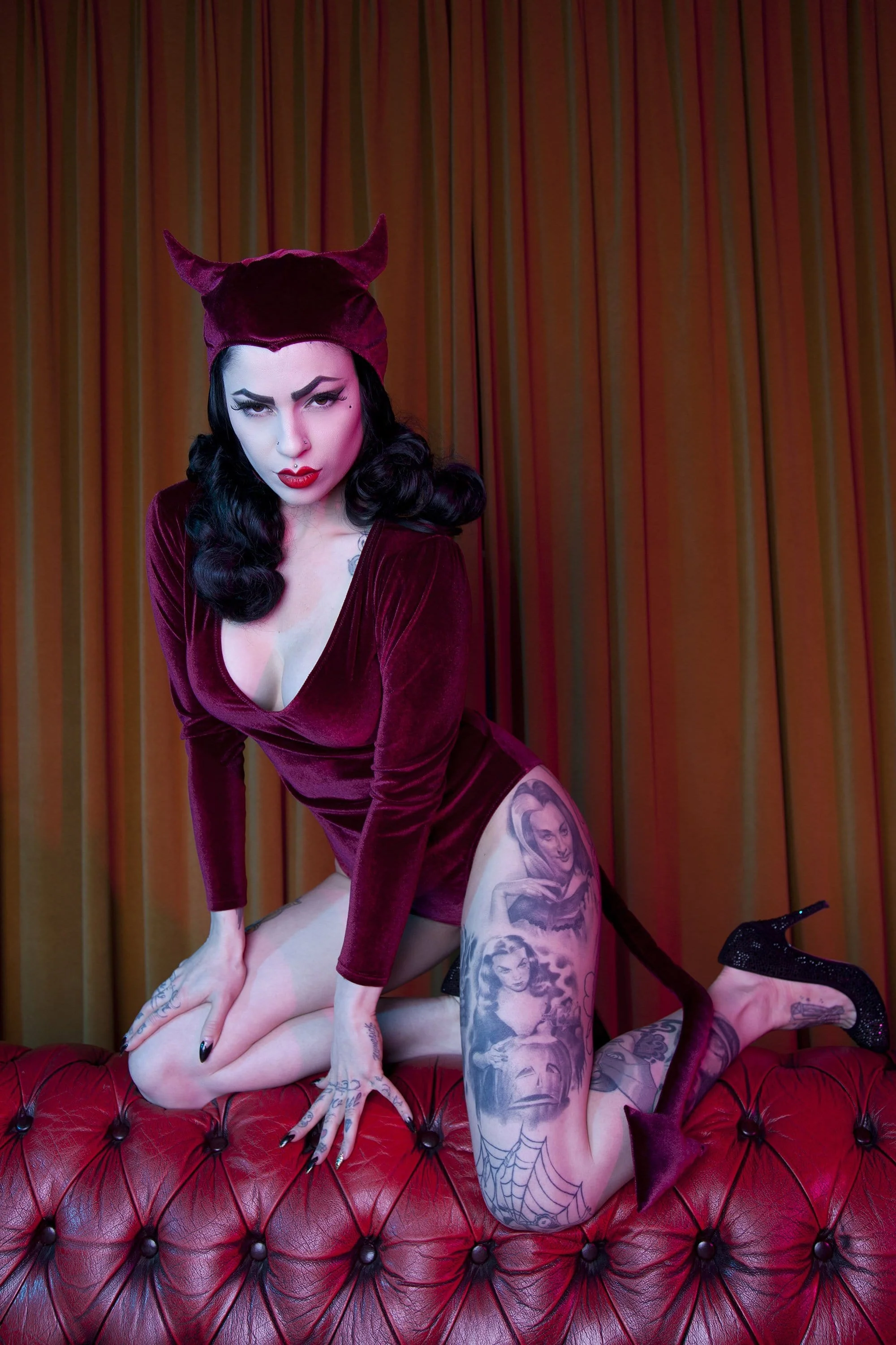 Bettie Page Devil Outfit - Image 7