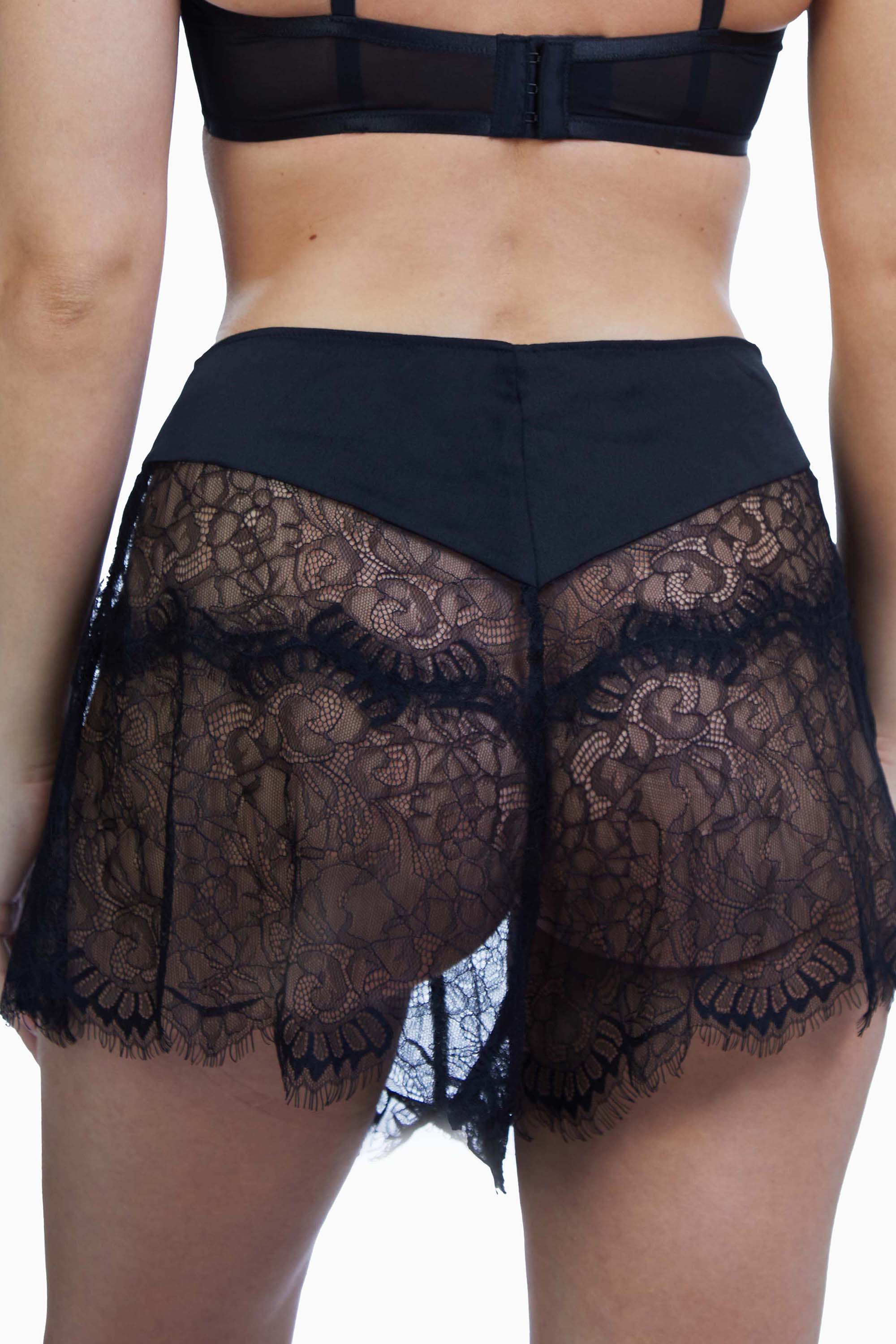 Bettie Page Doris Black Heart French Knicker - Image 5