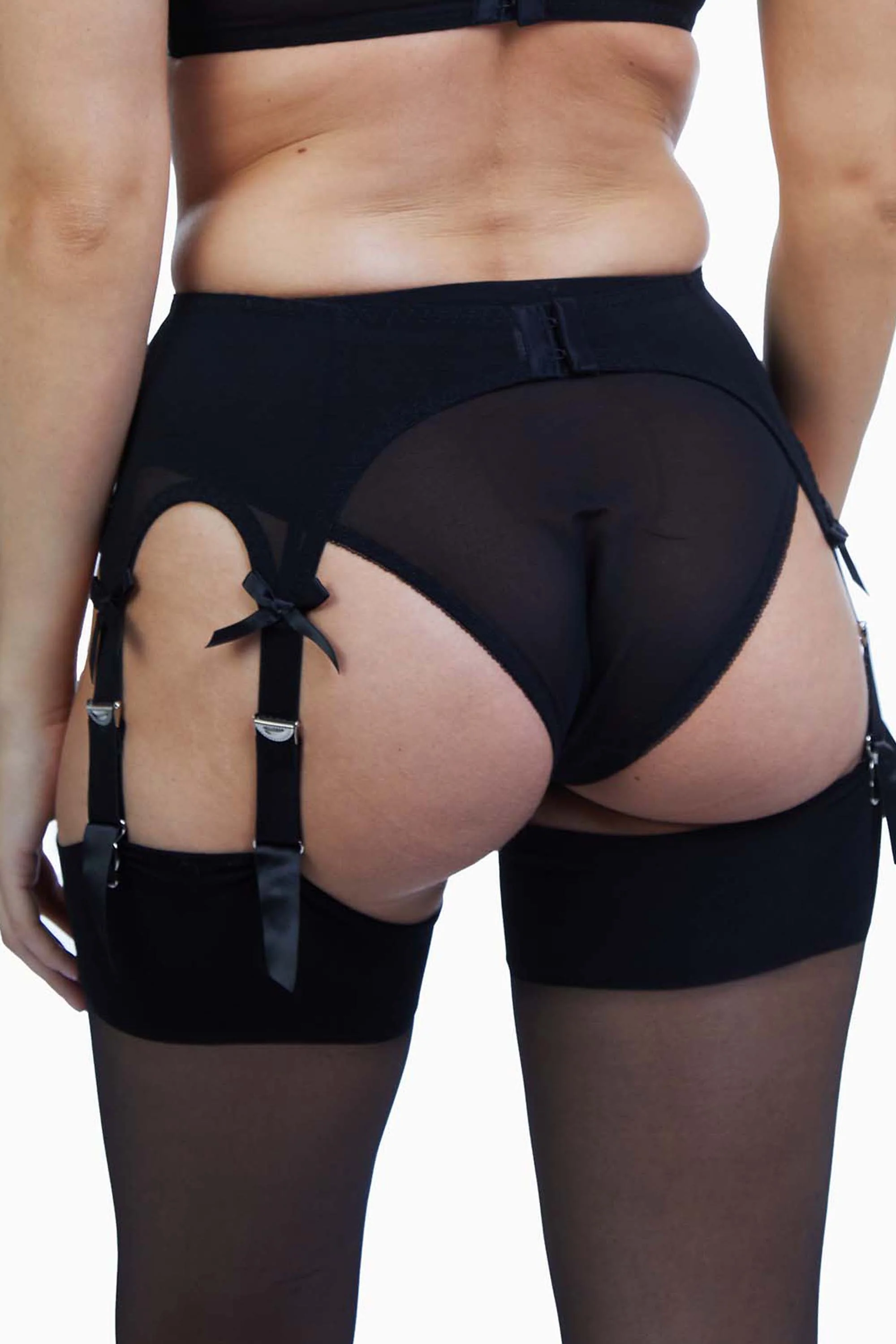 Bettie Page Lilac Classic 6 Strap Suspender Belt - Image 4