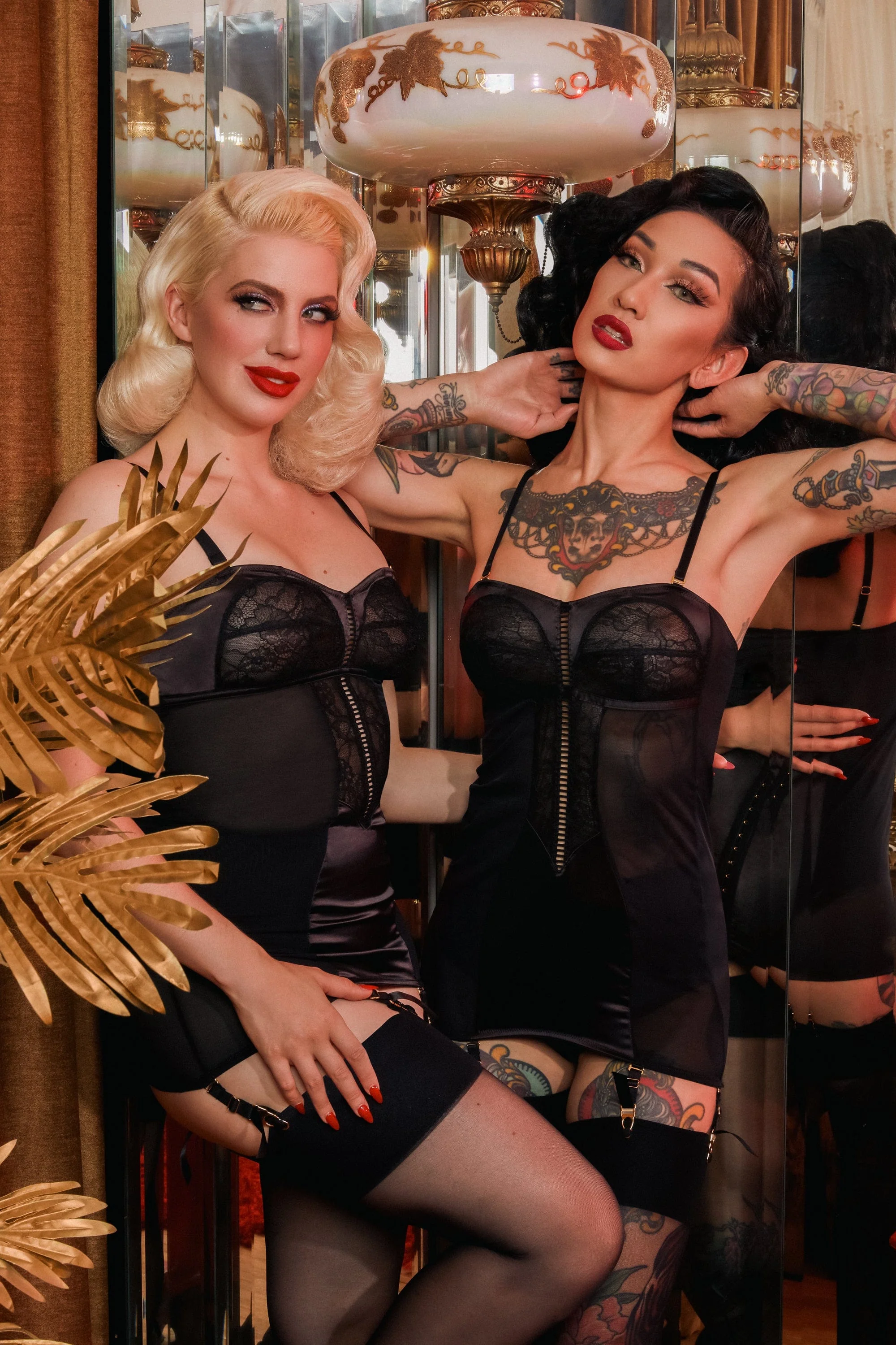 Black Lace Corsolette - Image 3