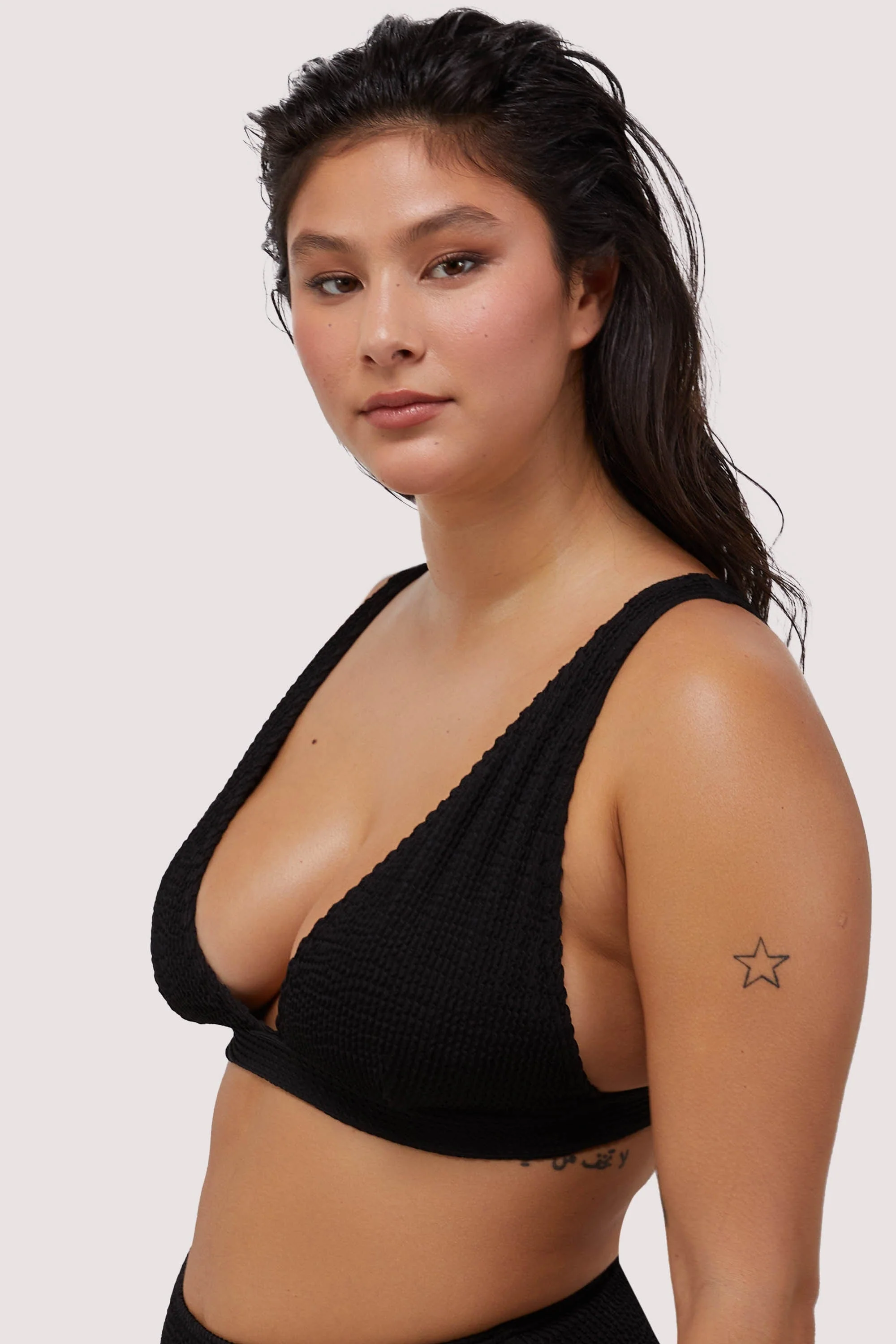 Black Textured Non Wired Plunge Bikini Top Fuller Bust Exclusive - Image 4