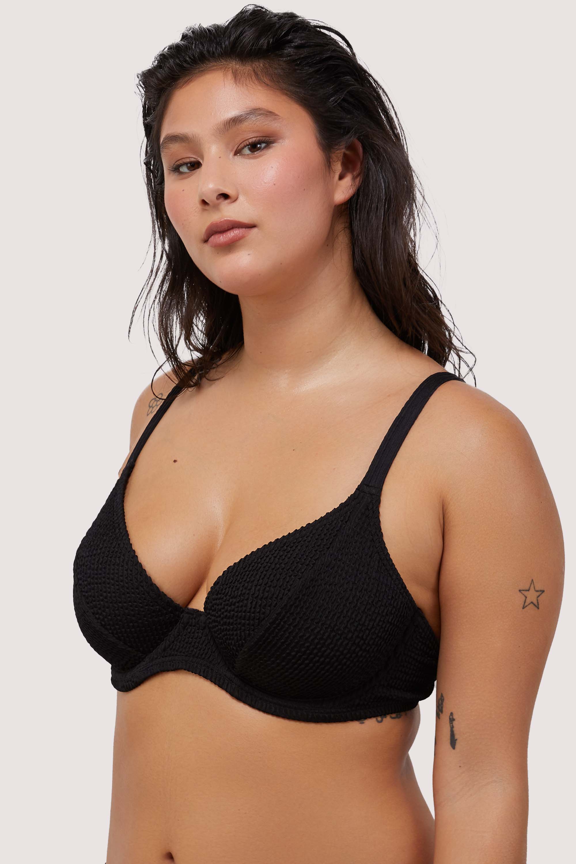 Black Textured Wired Plunge Bikini Top - Image 4