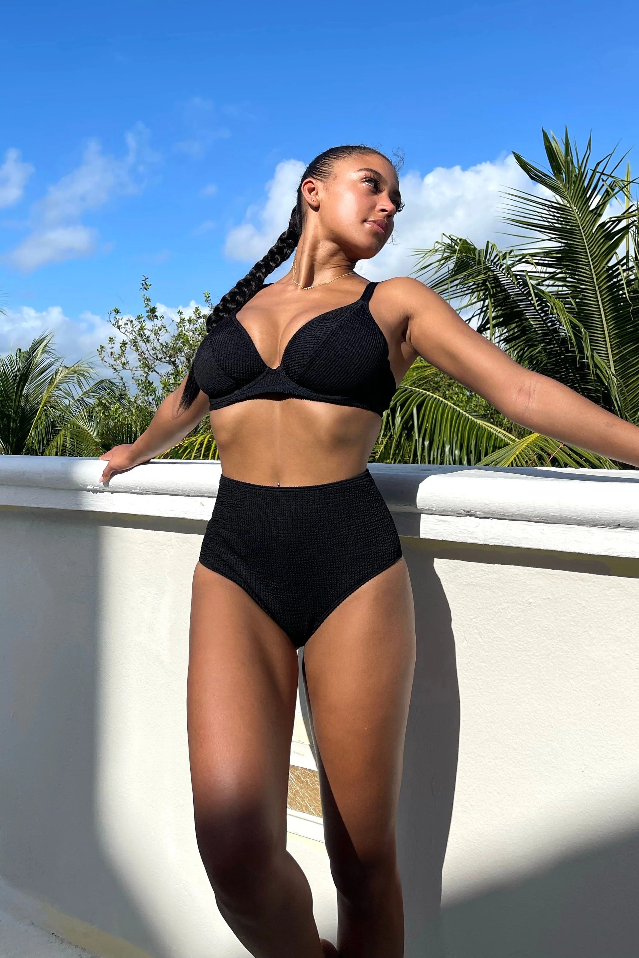 Black Textured Wired Plunge Bikini Top - Image 8
