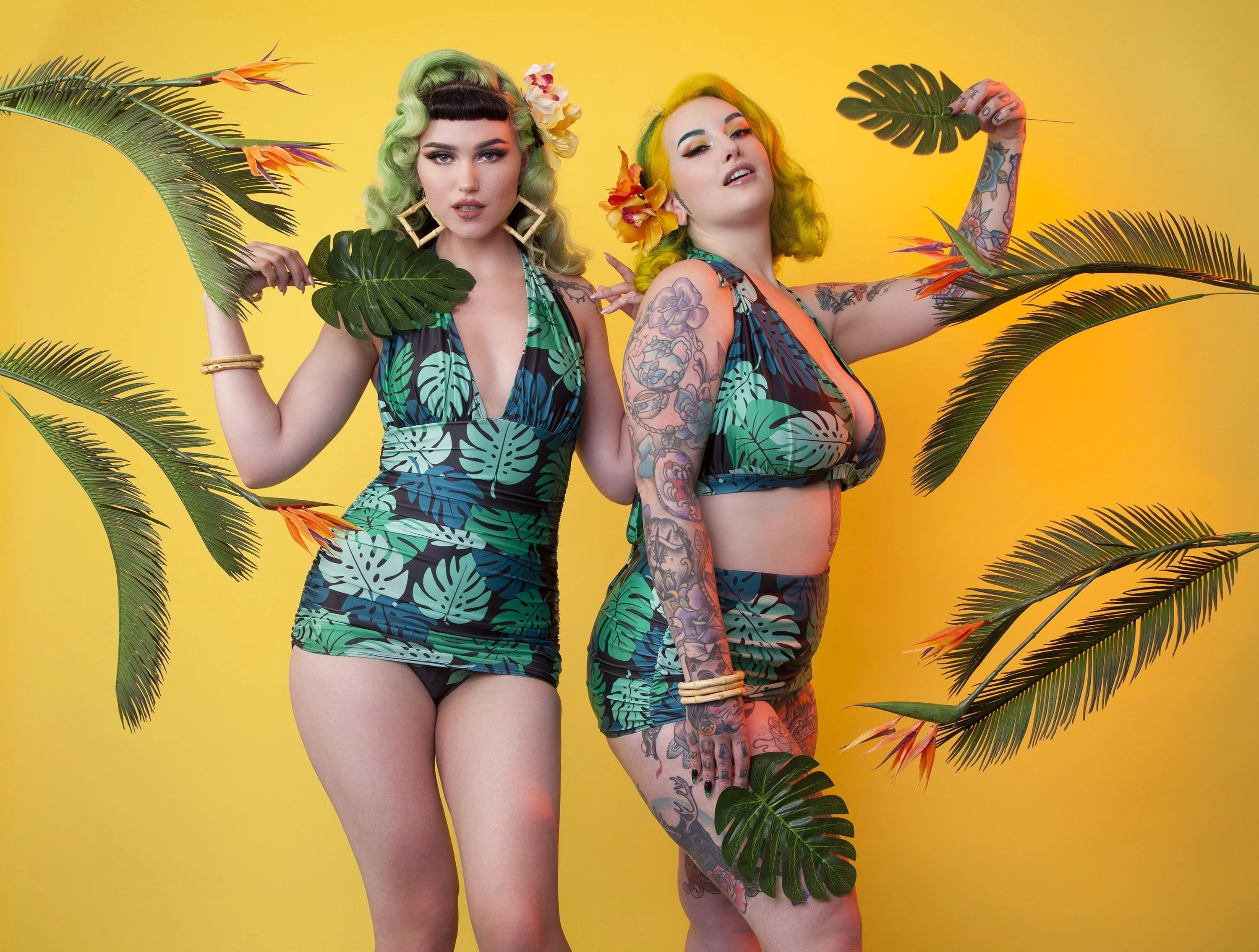 Collectif Green Palm Skirted swimsuit - Image 3