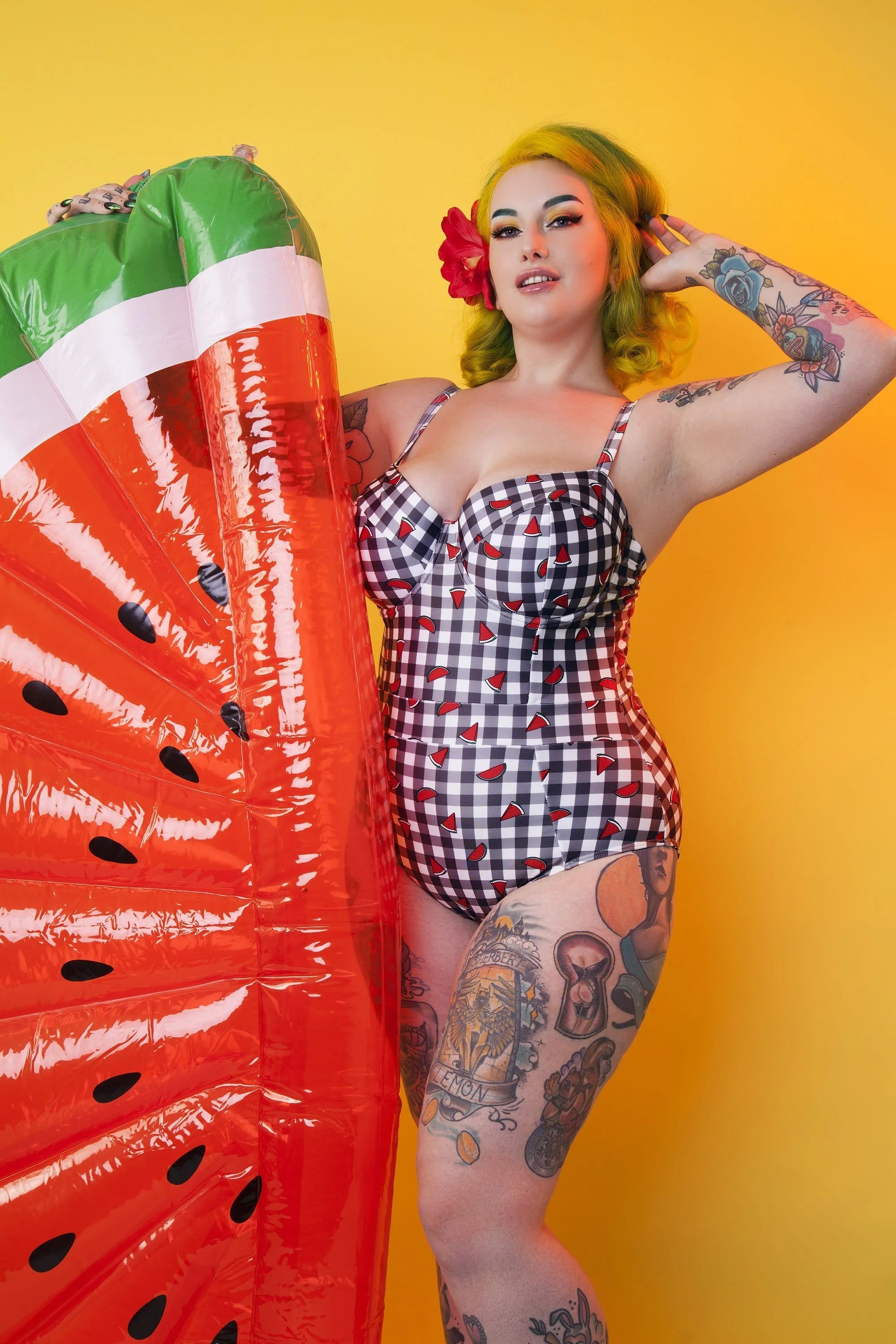 Collectif Melon Gingham Balcony swimsuit - Image 2