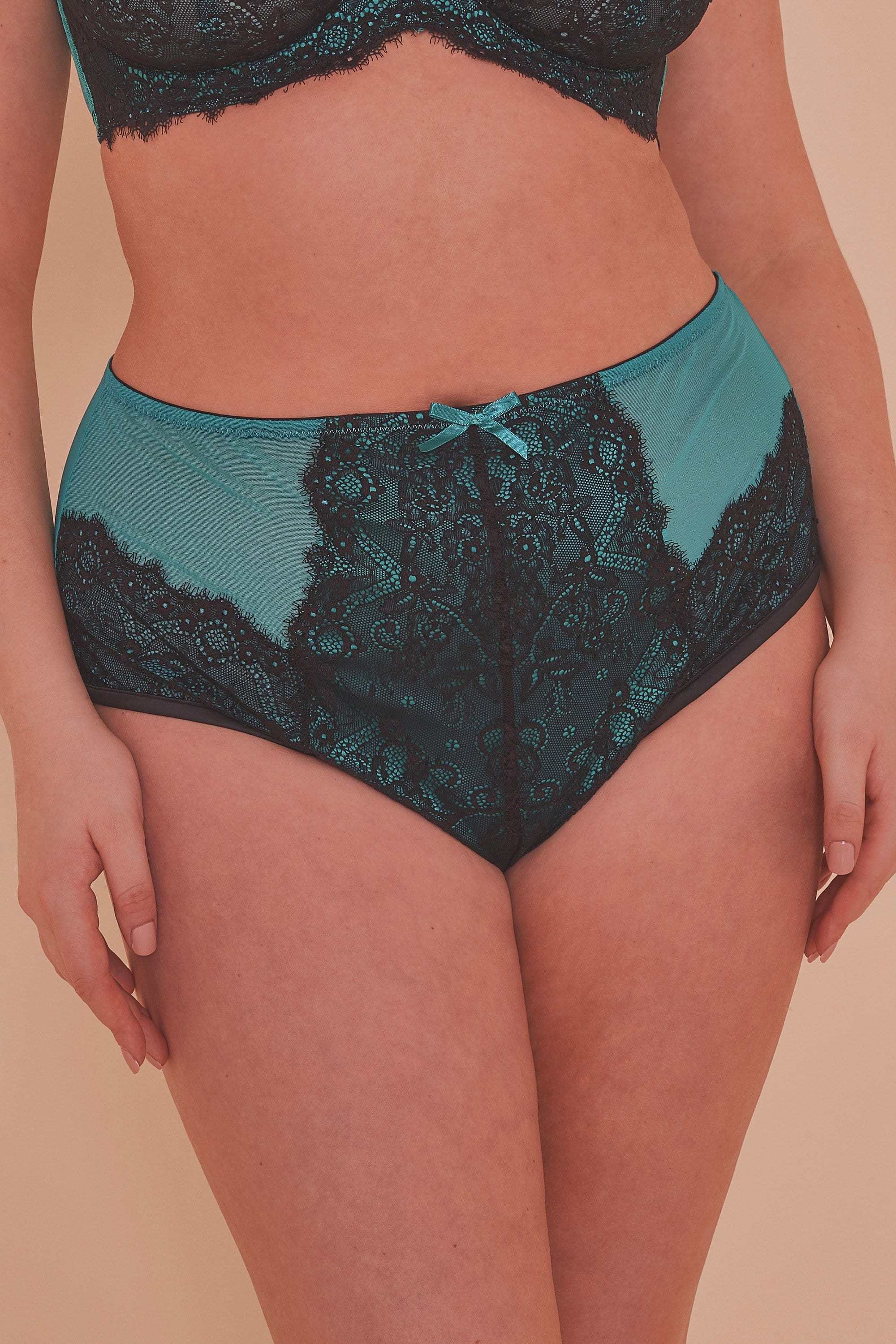 Ezmae Teal HW Brief - Image 4