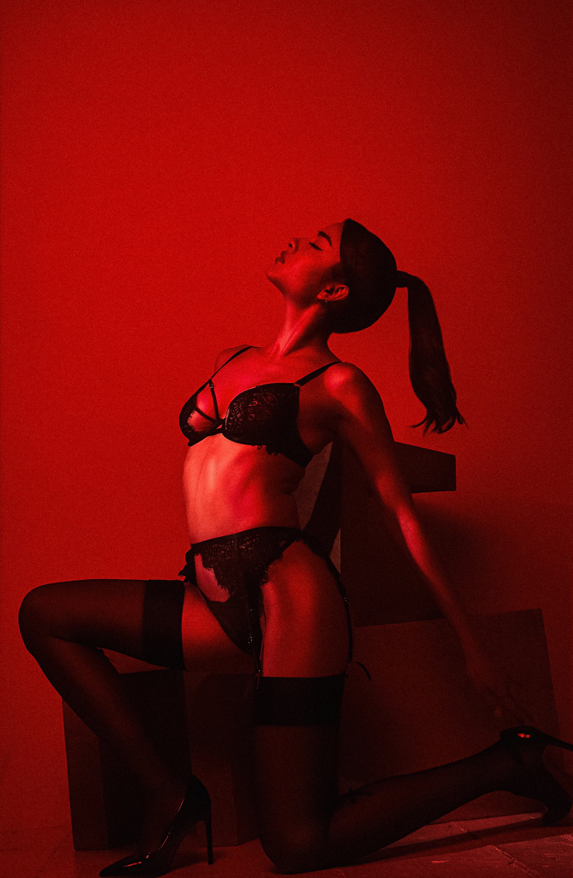 Reena Black Lace And Mesh Thong - Image 6