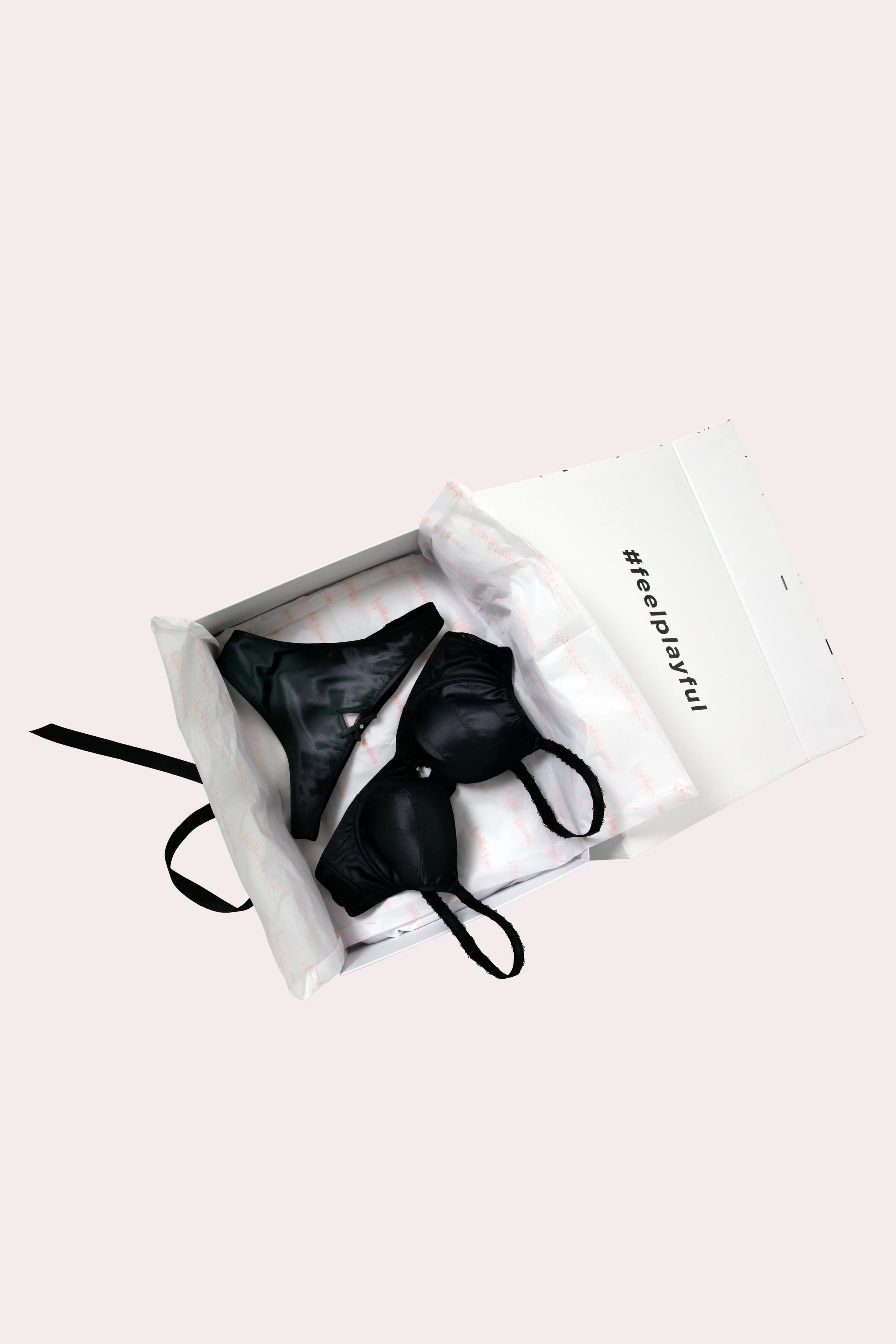 Illustrated Gift Box - Image 4
