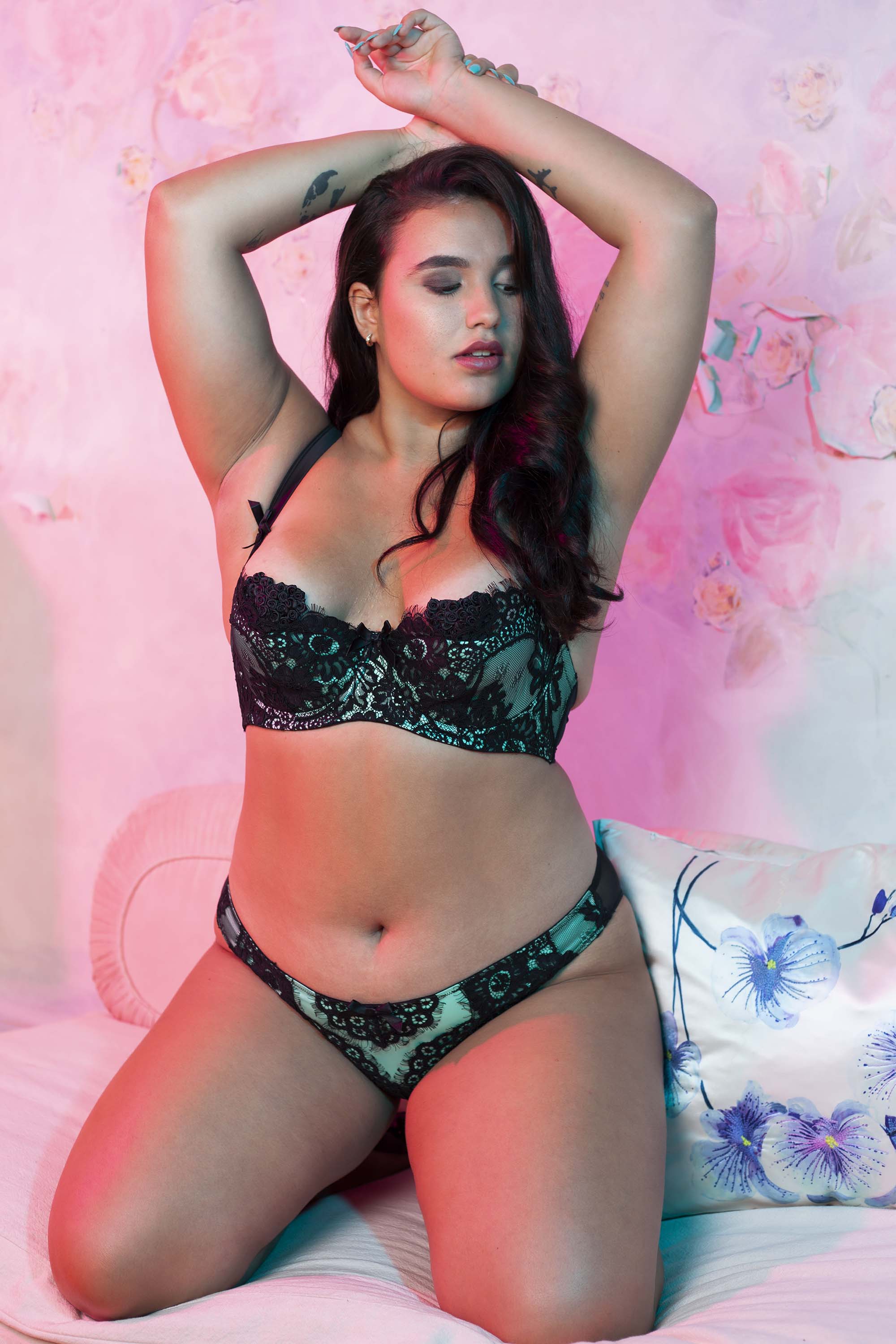 Jaquelina Mint Contrast Quarter Cup Bra - Image 11