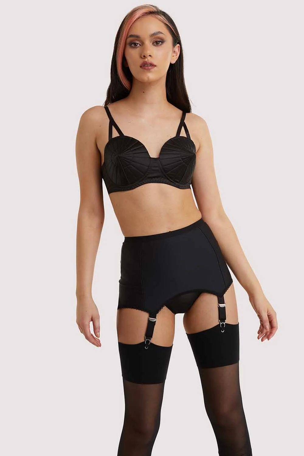 Retro Classics 8-Strap Suspender Belt - Image 3