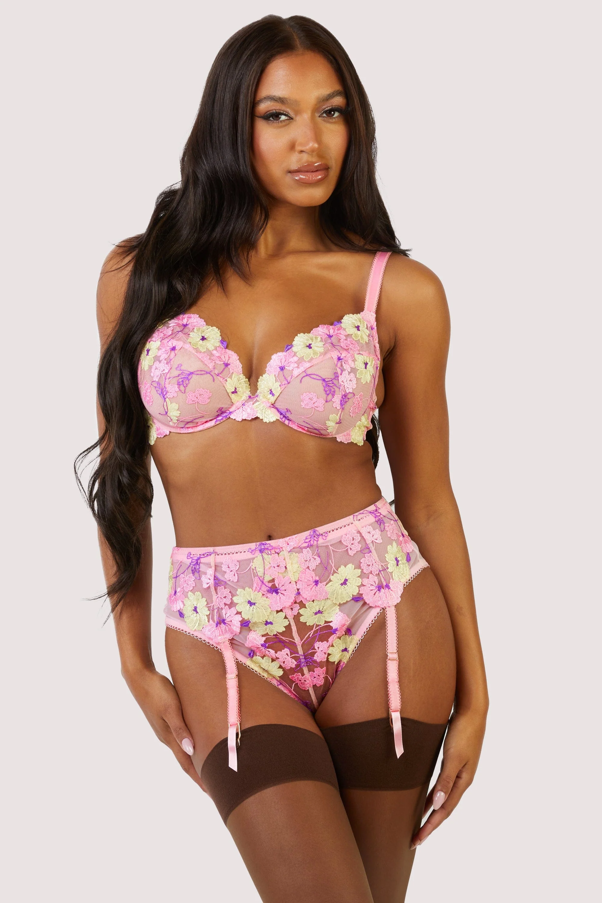 Luna Pastel Pink Embroidery Picot Elastic Suspender - Image 3
