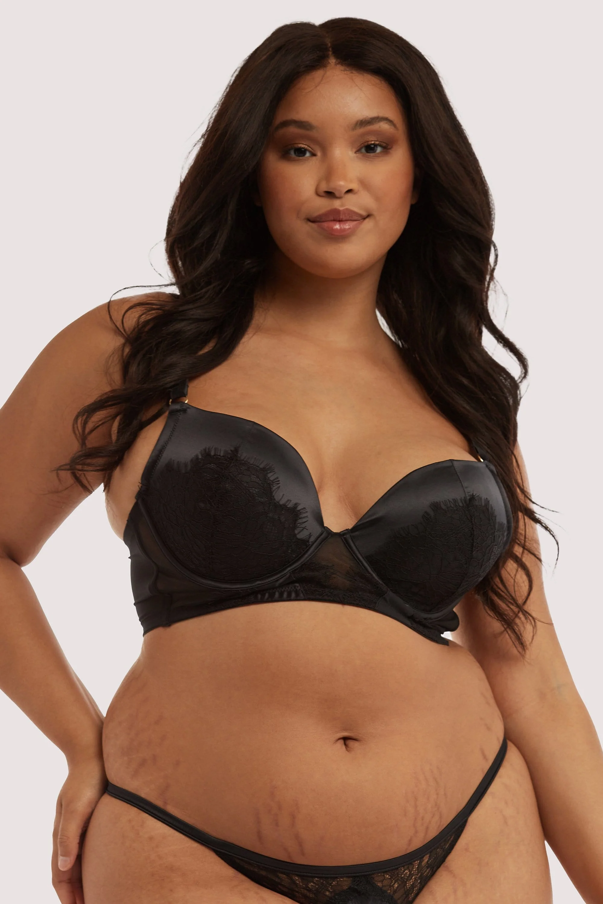 Melina Black Longline Plunge Bra - Image 3