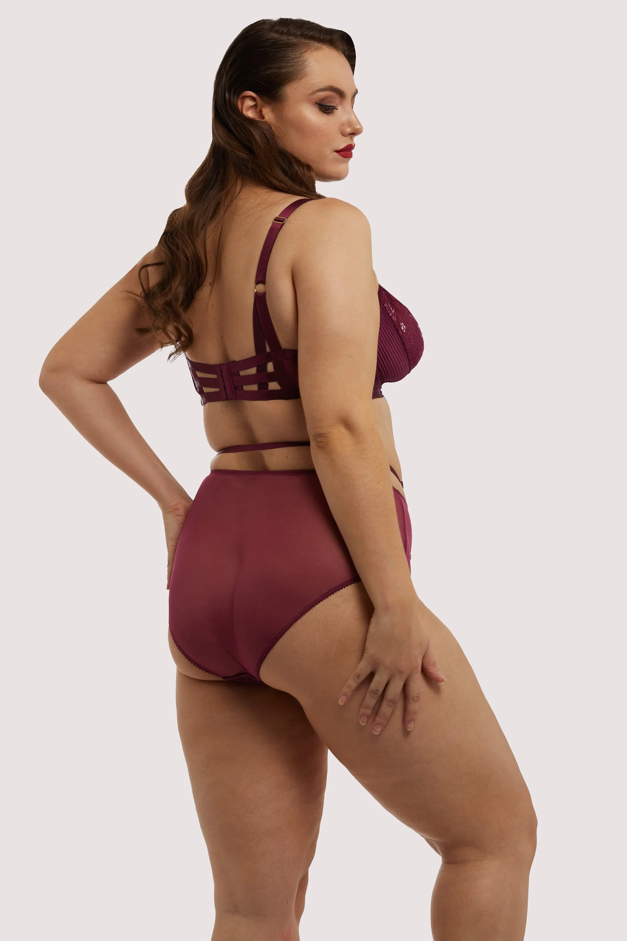 Madame X Dark Cherry Plunge Curve Bra - Image 4