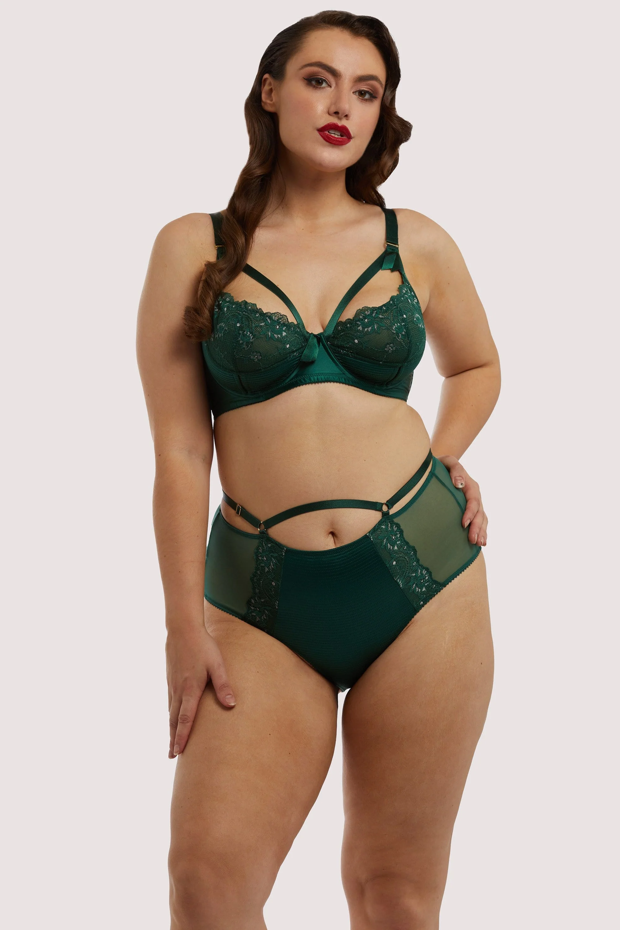 Madame X Plunge Bottle Green Curve Bra - Image 4
