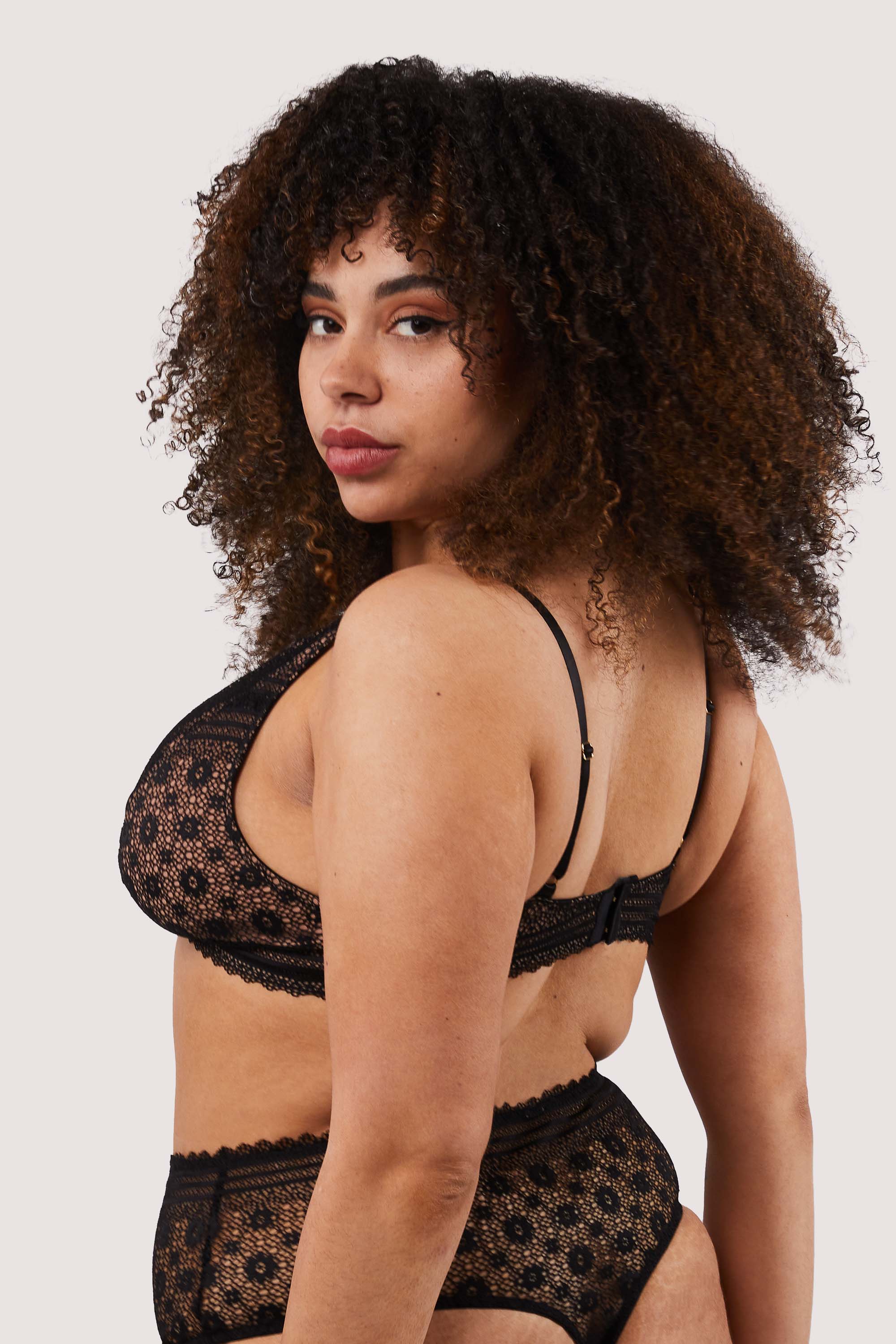 Maia Black Lace Bralette - Image 9