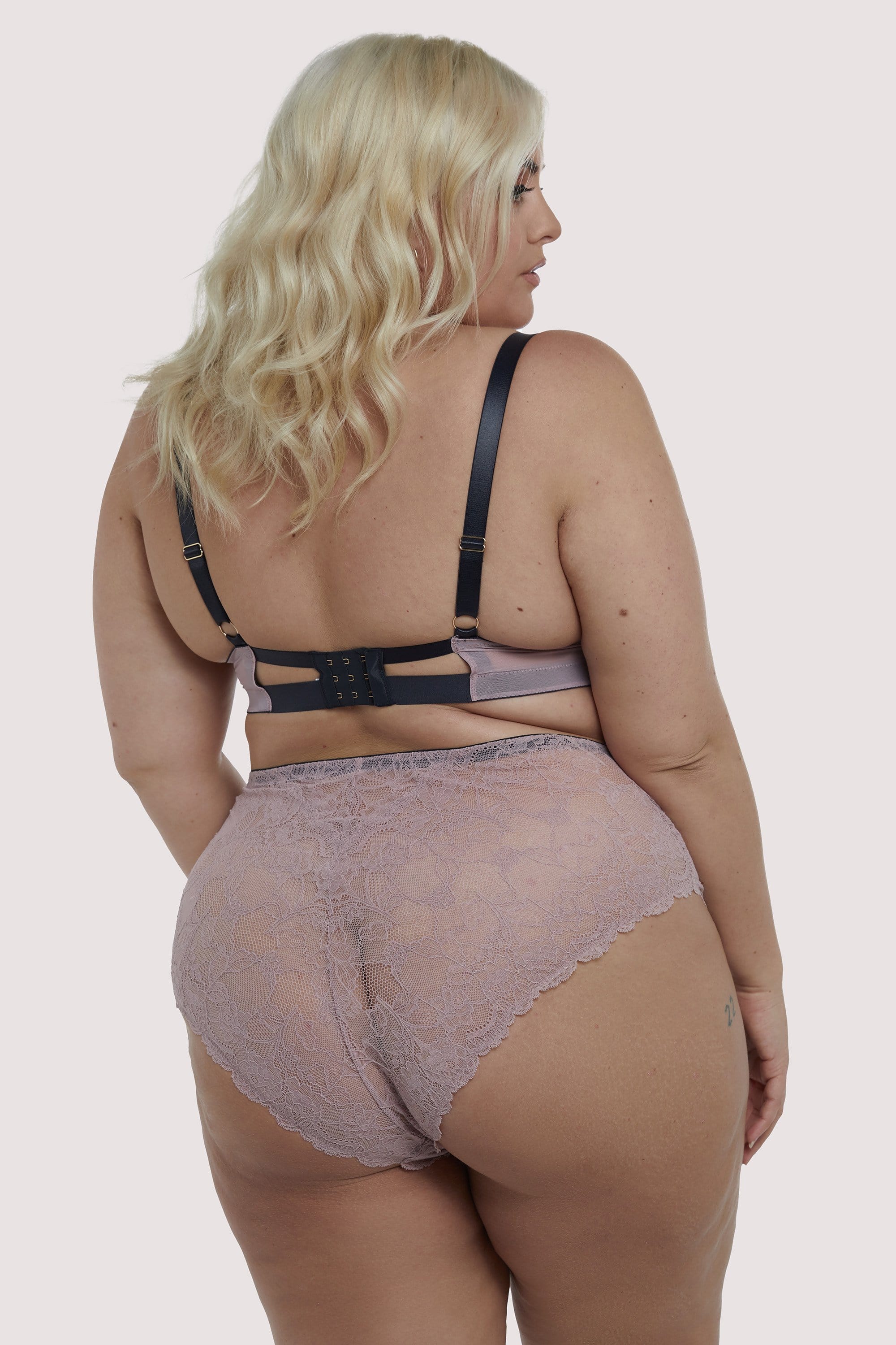 Celestina Satin Binding Lace Curve Bra - Image 4