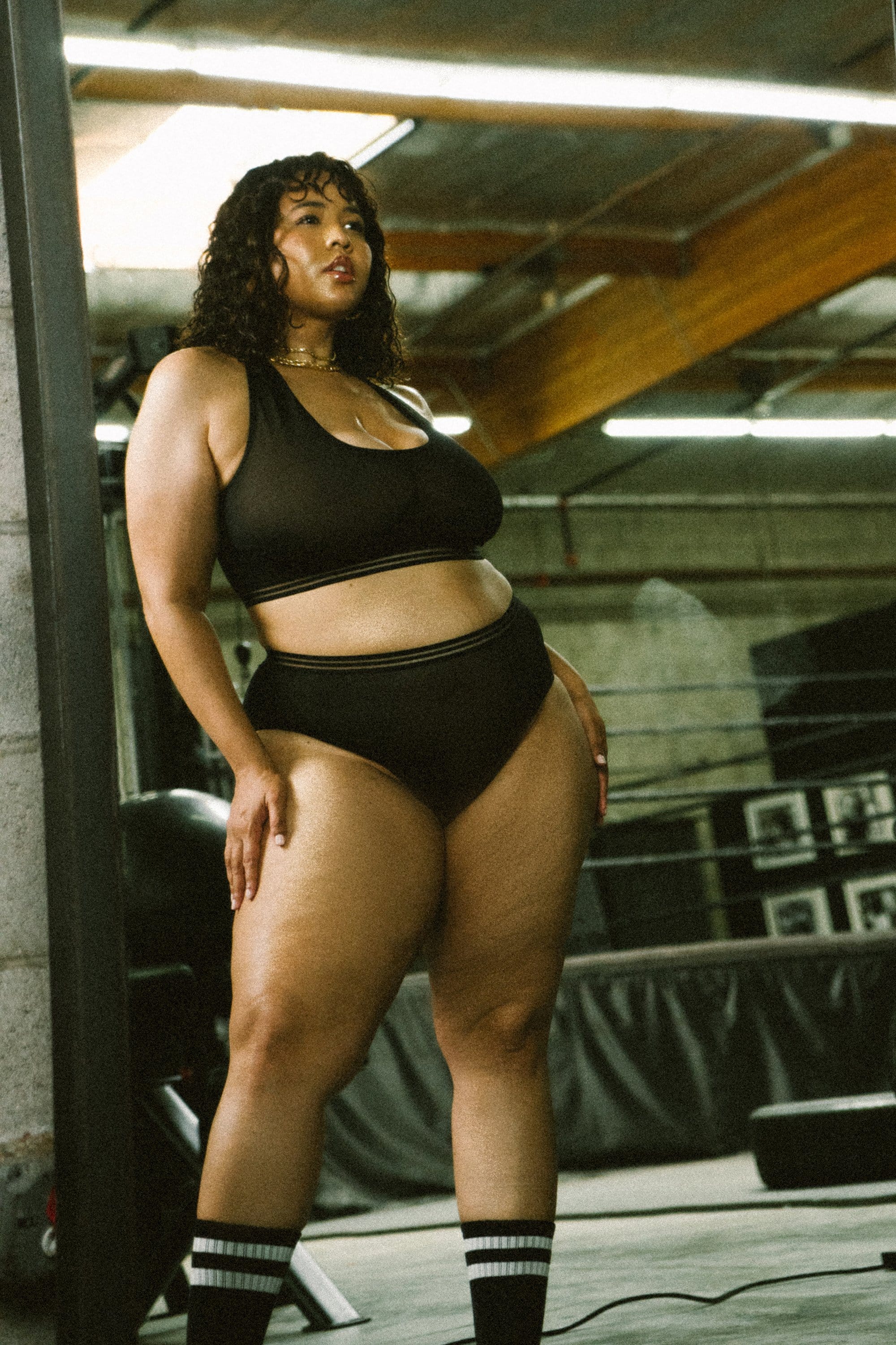 Chelsea Black Mesh Crop Top - Image 3