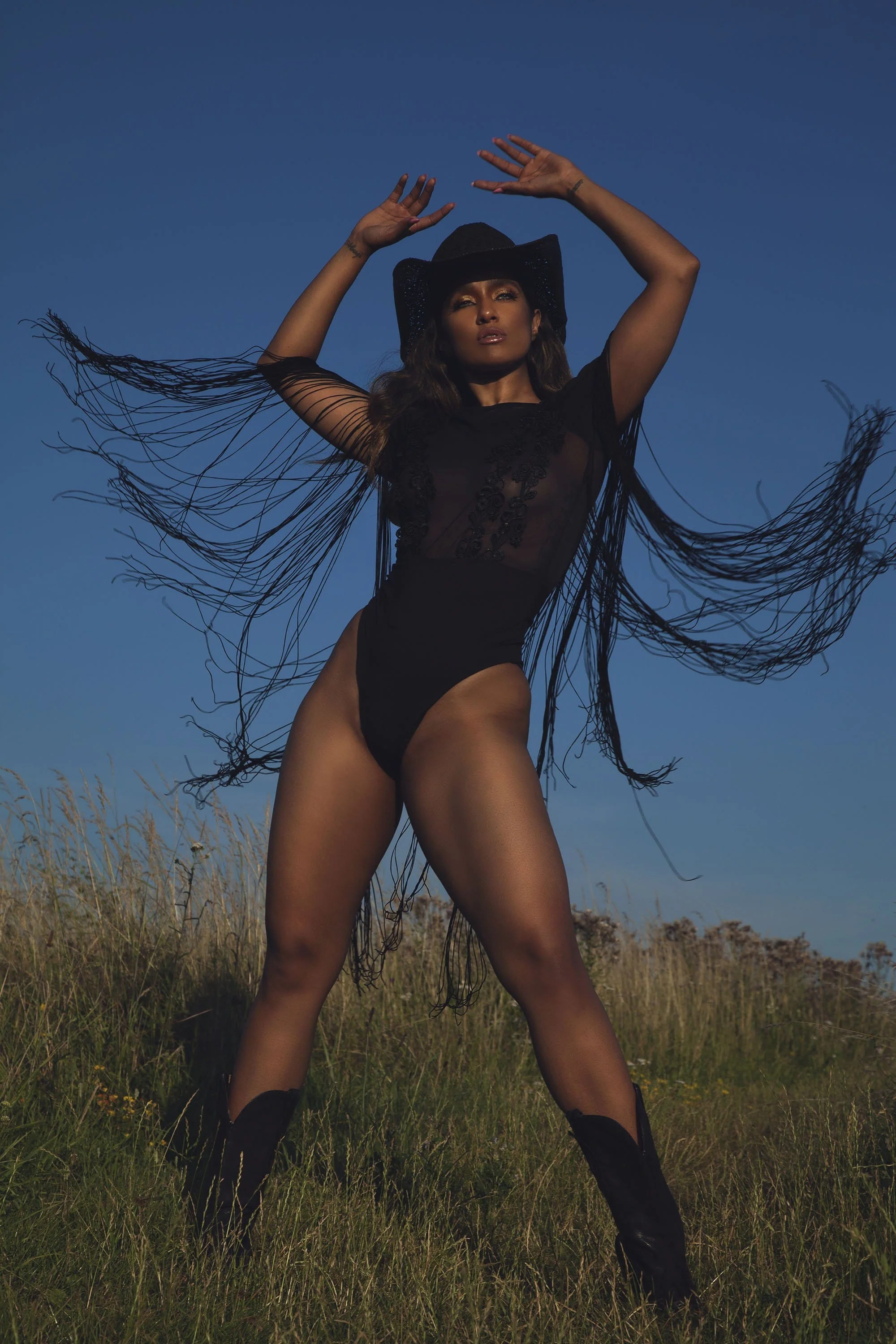 Regalia Arla Tassle Baroque Body - Image 2