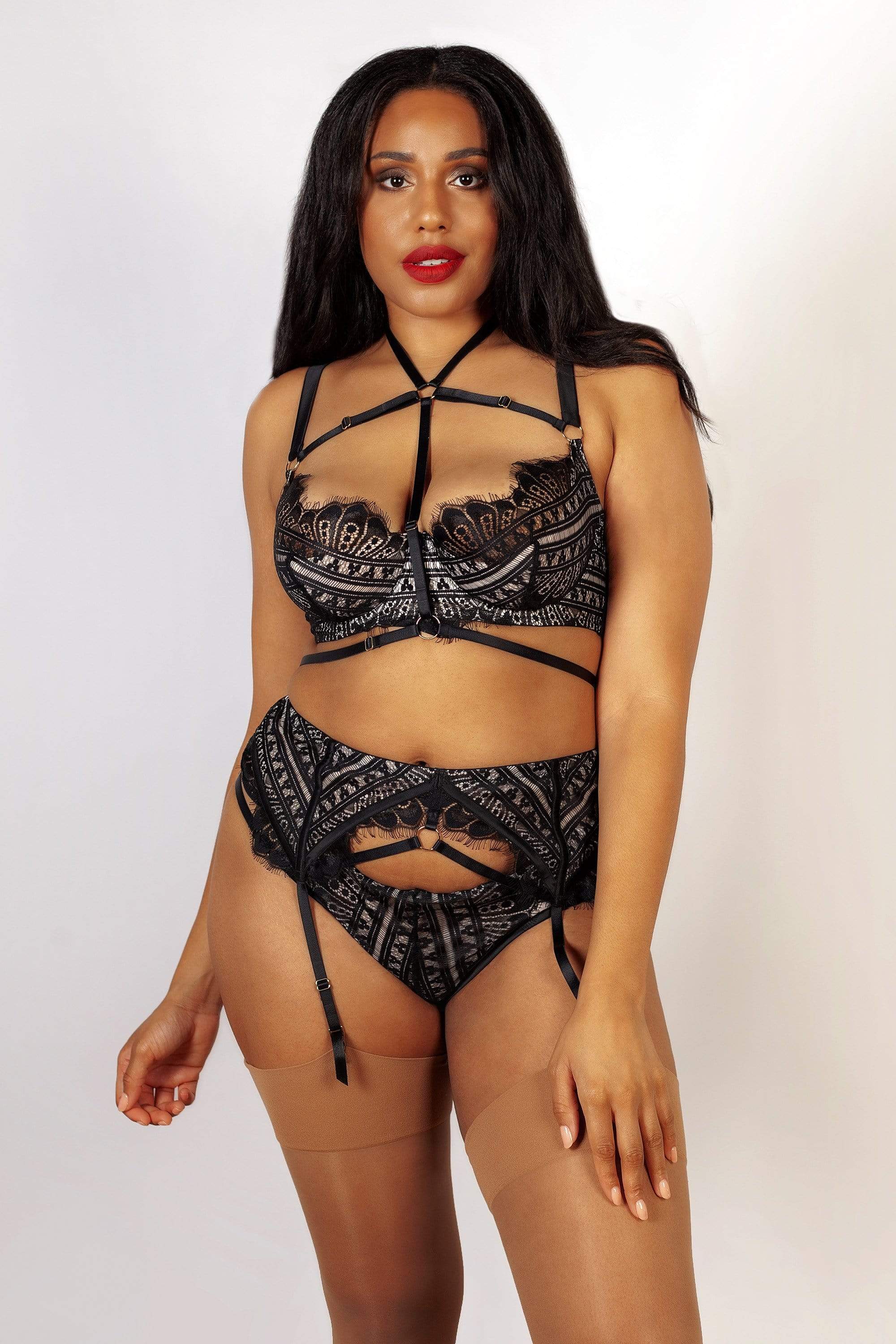 Sky Pearl Lace Harness Suspender Belt - Image 7