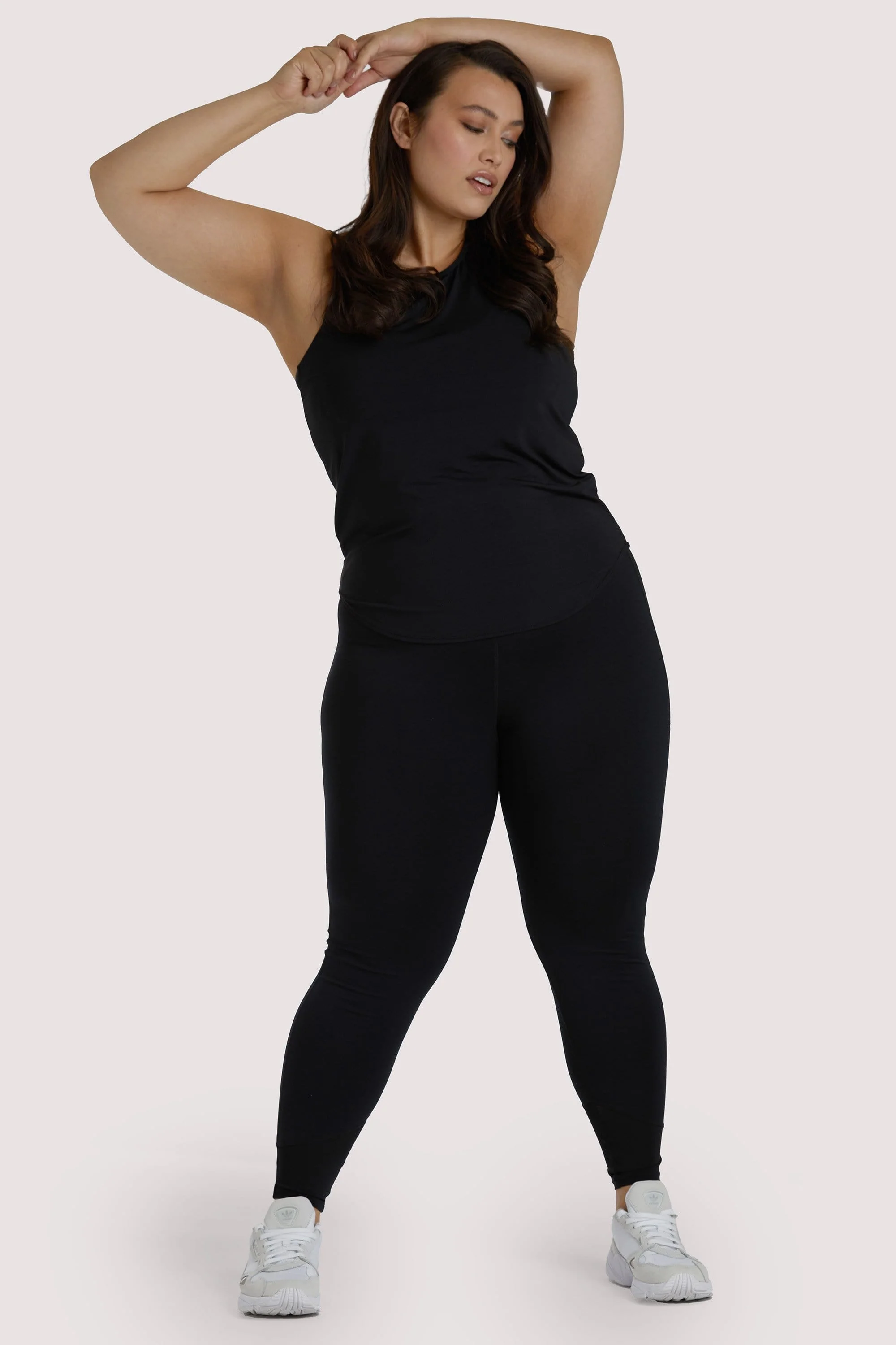 Black Curve Vest - Image 3